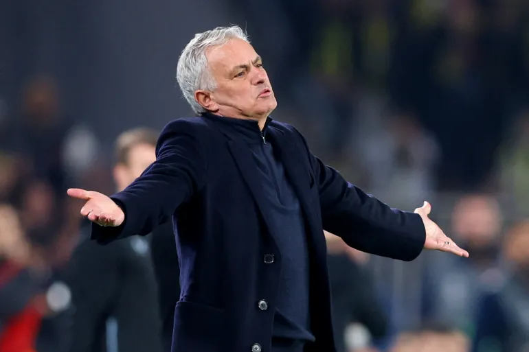 Mourinho sacked by Fenerbahce after Champions League exit
