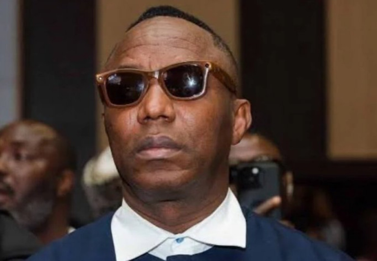 Police Arrest Omoyele Sowore Again After Court Appearance In Abuja