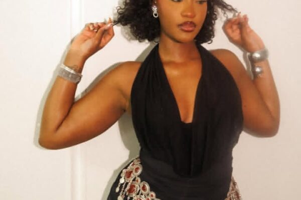 Tems Becomes First Female Nigerian Artist To Sell 10 Million Singles In US