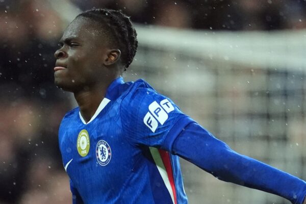 Chelsea 5–1 Ajax: Blues Thrash 10-Man Dutch Side in Wild First Half to Claim Second Champions League Win